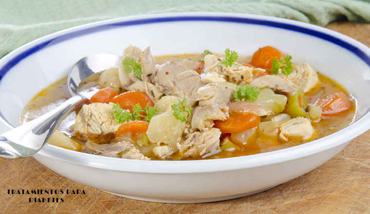 caldo de pollo