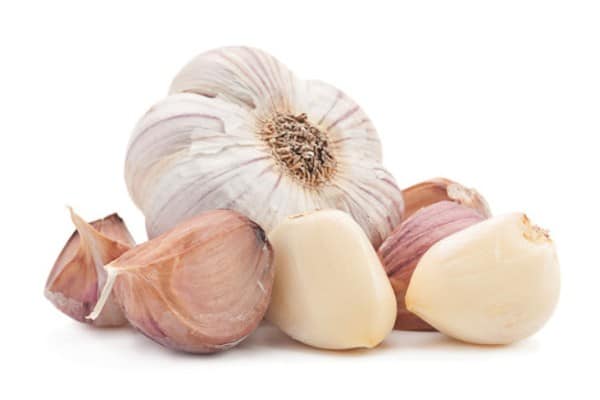 Consumir extracto a base de ajo