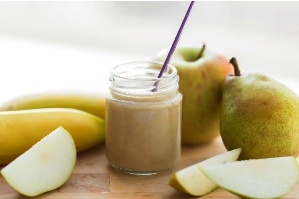 jugo de pera y banana para la gastritis