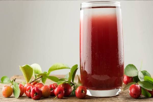 Jugo de acerola y repollo